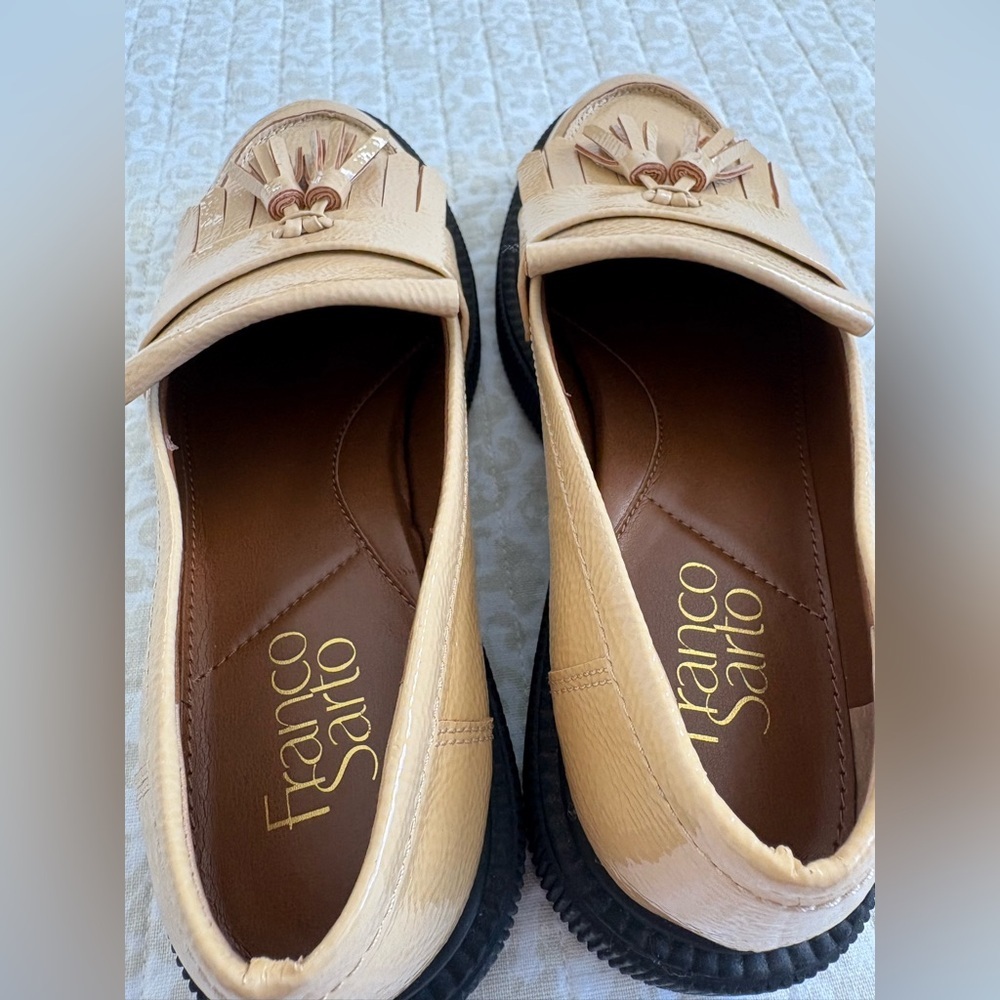 Franco Sarto Tassel Jack Lug Loafer | Beige Tan Vegan Patent Leather | Size 7.5 - Picture 8 of 13